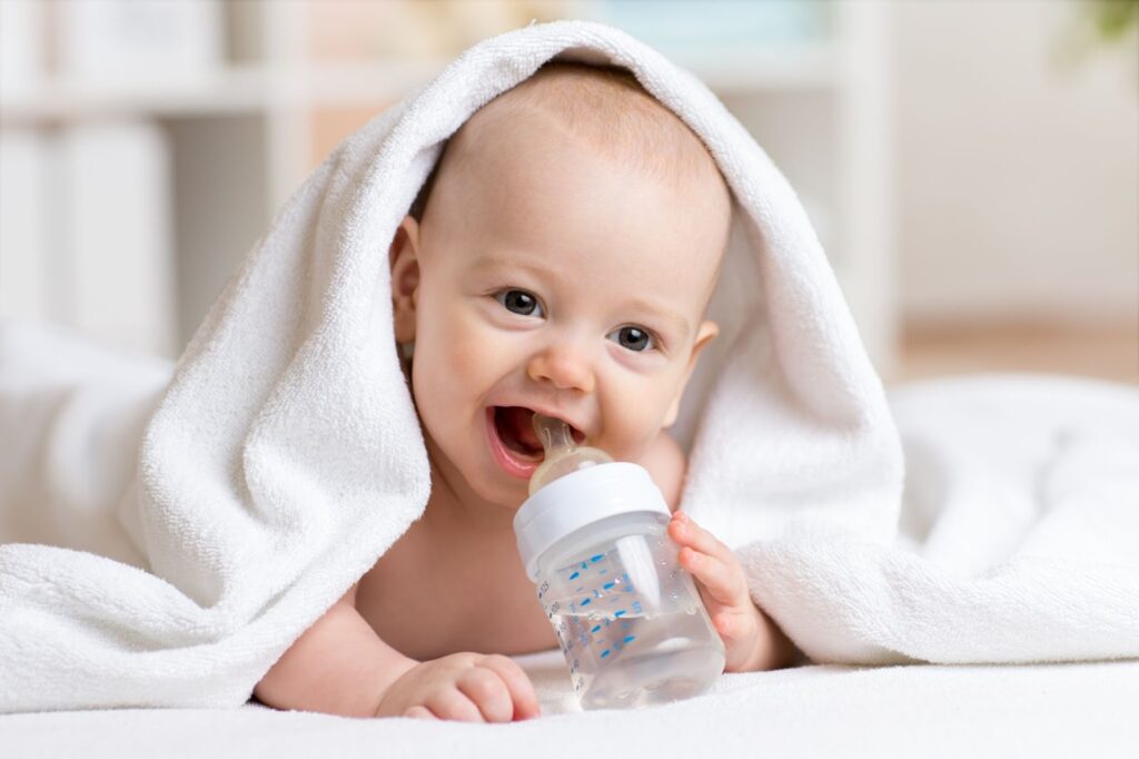 Чи можна використовувати соску з пляшечки для годування дитини?